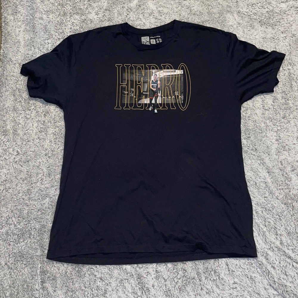 Mens basketball Tyler Herro shirt